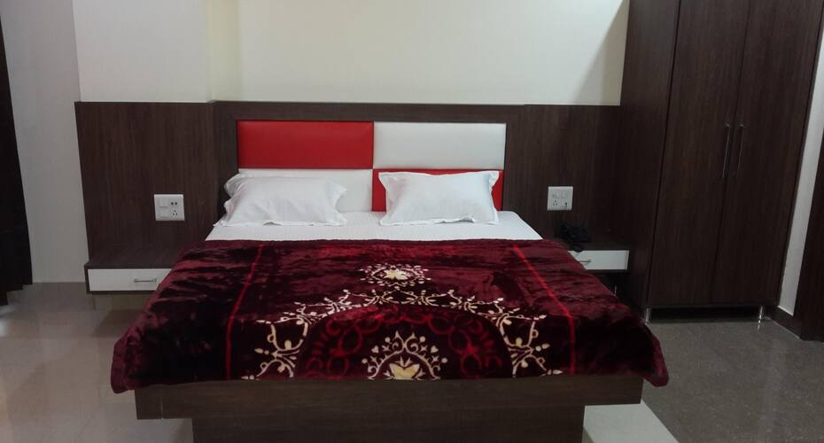 The Ganga Hotel, Fatehabad 4